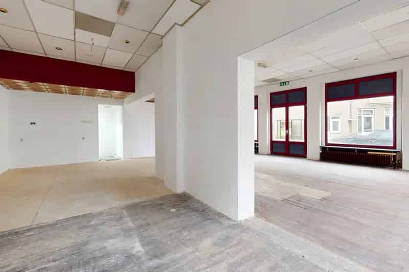 Horecaruimte Valkenburg 135m2 Opslagkelder Kantoor Winkel