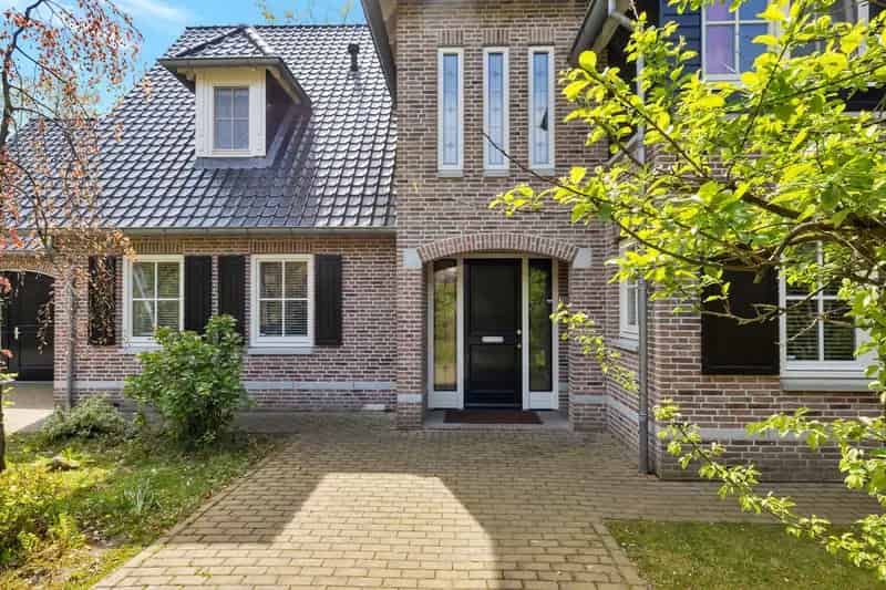 Luxe Villa Enschede 5 Slaapkamers Ruime Tuin