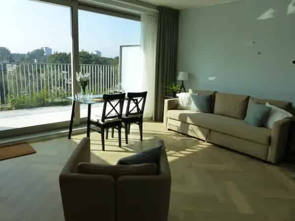 Modern Gemeubileerd Appartement Amsterdam Zuid