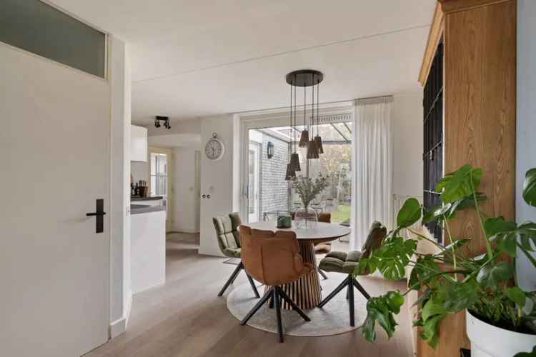Huis Te Koop , 64, Biezengors, Puttershoek, Zuid-Holland