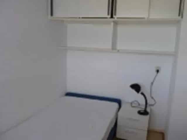 Kamer Almere 10m2 2e etage Inclusief Bed