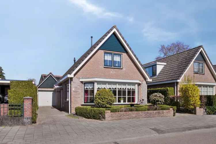 Semi-bungalow Lunteren:  Levensloopbestendig Wonen Nabij Dorpskern