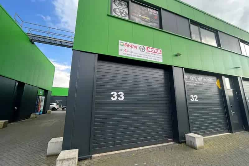 Bedrijfshal te Huur Tilburg 72m2 Energieneutraal