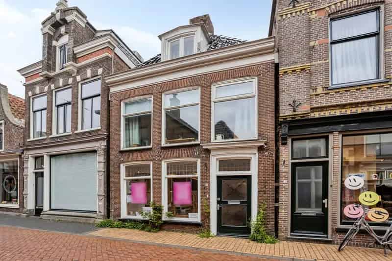 Centrum gelegen woon winkelpand Dokkum