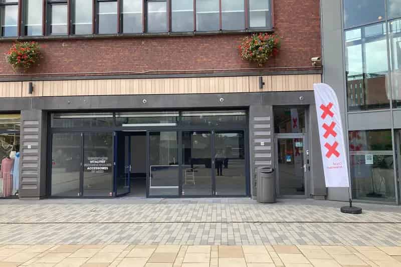 Winkel te huur Amsterdam Bos en Lommerplein 102m2