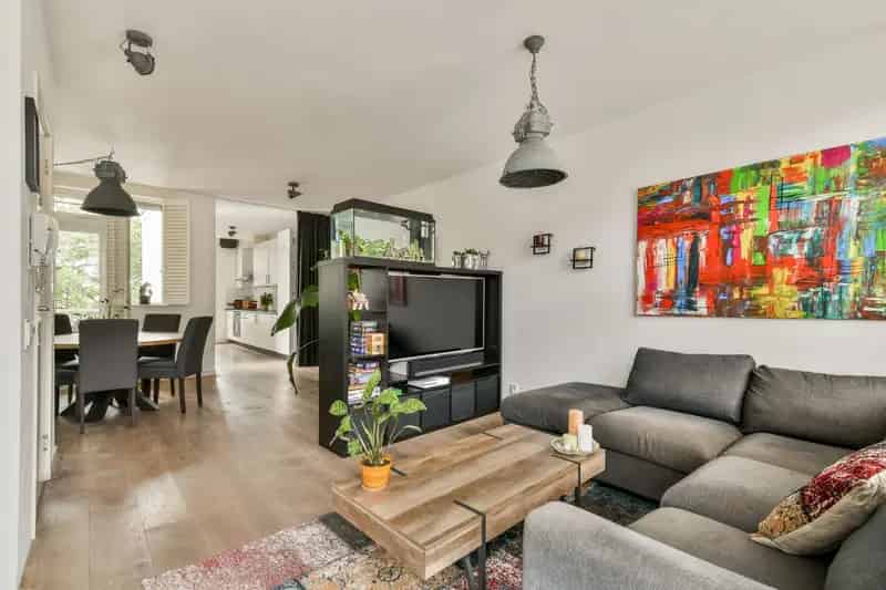 Amsterdam Staatsliedenbuurt: Ruim 3-kamer appartement met dakterras