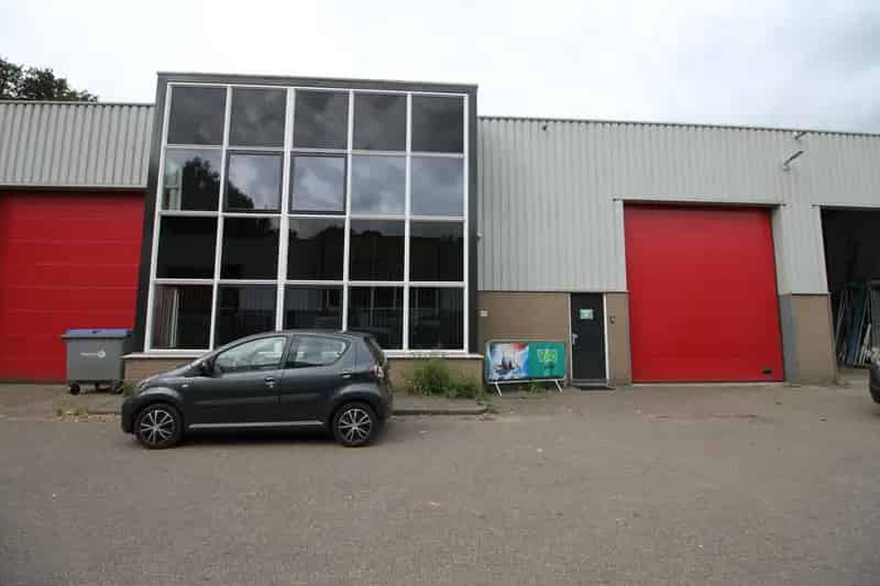 Bedrijfshal Rotterdam | Zoek bedrijfshallen te huur: Satijnbloem 45-47 3068 JP Rotterdam 