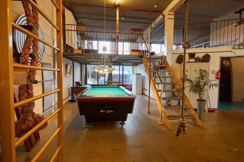 Horecaruimte Amsterdam te koop: Groepsaccommodatie 400m2