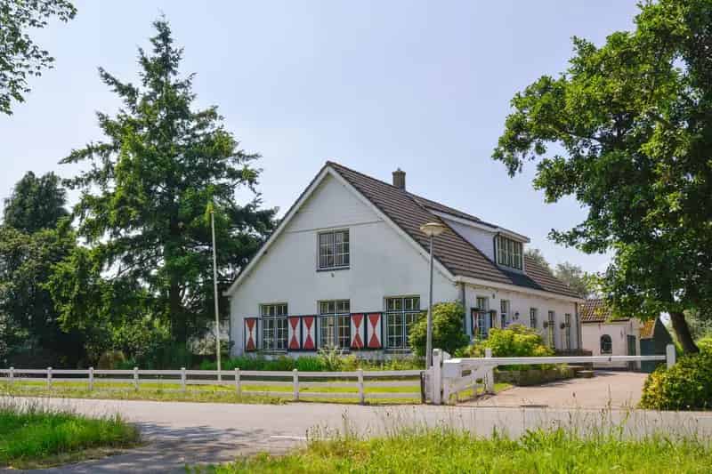 Woonboerderij Nijkerk 7 Bijgebouwen 18620m2