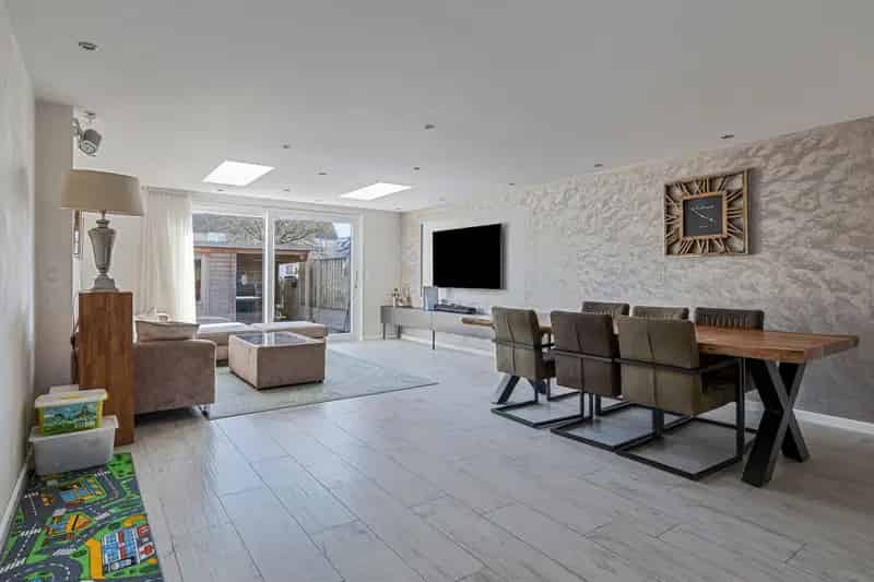 Huis te Koop Zaandam: Luxe Woning Aan Het Water