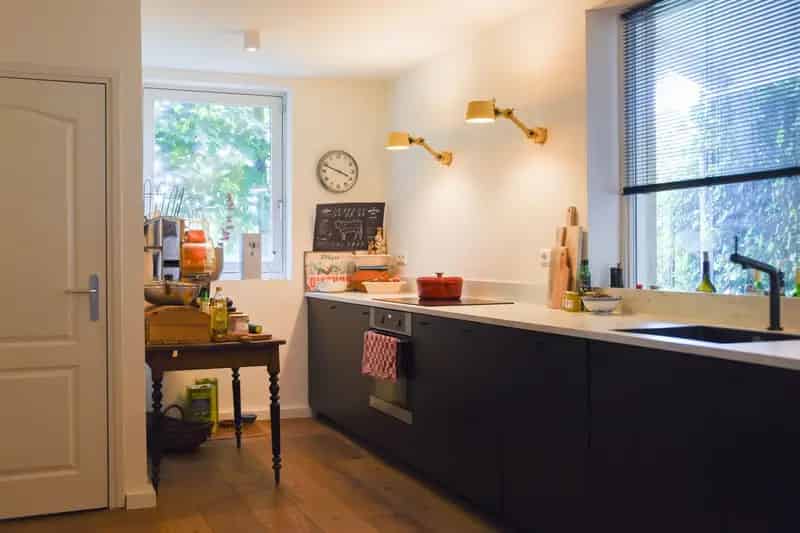 Vrijstaande woning Den Hout dubbel bewonen ruime tuin