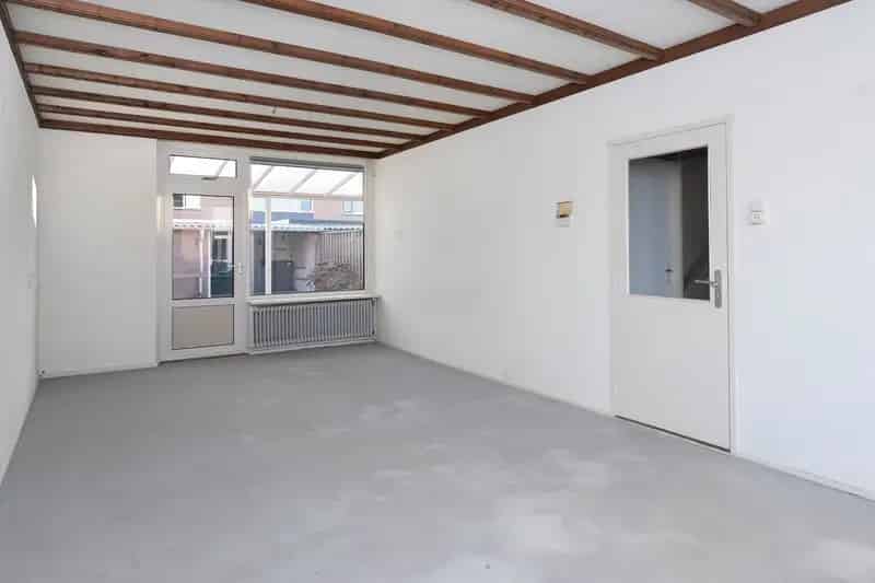 Huis te koop Scherpenzeel 3 slaapkamers tuin