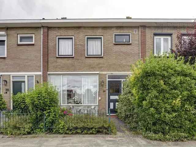 4-Kamer Tussenwoning Rijsoord Kluskans Ruime Tuin