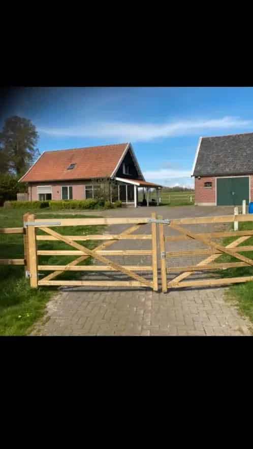 Vrijstaand Huis te Huur Oldenzaal - Grote Garage en Tuin