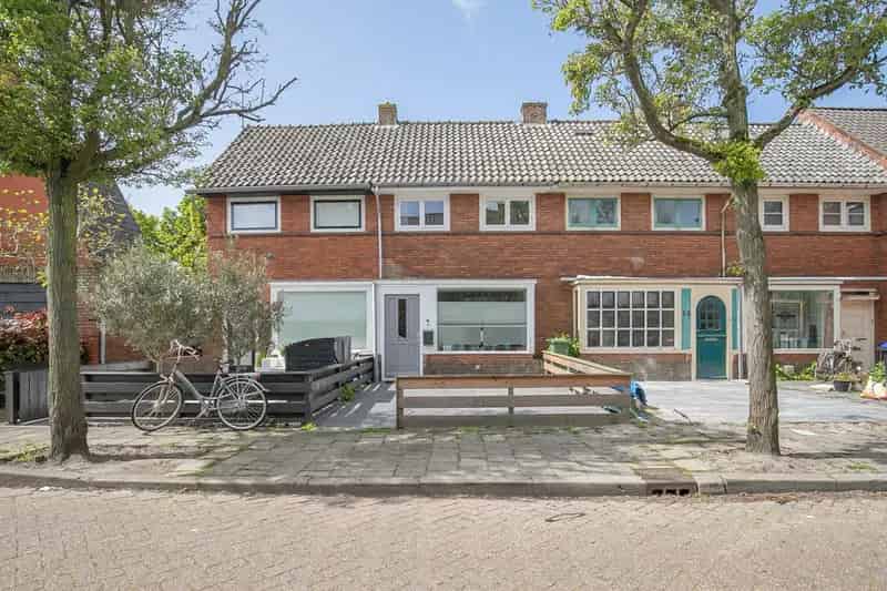 Een gezinswoning in Den Helder te huur 3 slaapkamers gemeubileerd