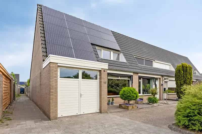 Ruime Eindwoning 157m2 3 Slaapkamers Luxe Badkamer Roosendaal