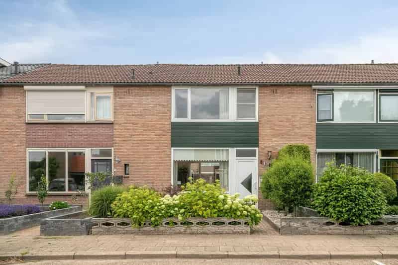 Huis te koop Schutlaan 6 Scherpenzeel 4 slaapkamers kluswoning