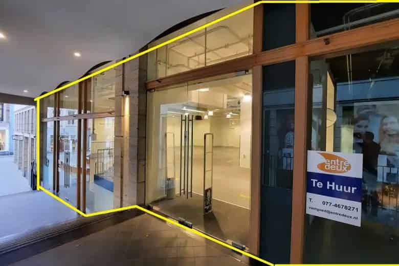 339m2 Winkelruimte te Huur Maastricht Winkelcentrum Entre Deux