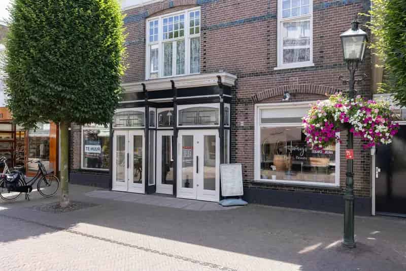 Winkel te Huur Baarn Centrum 113m2 A2 Locatie