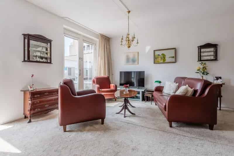 Appartement te koop Zaandam: 2-kamer begane grond met tuin