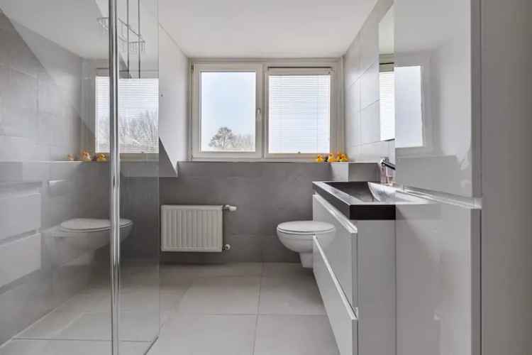 Huis te koop Markgouw: 4 slaapkamers, moderne keuken, veel licht