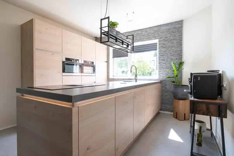 Huis te koop Apeldoorn 5 slaapkamers grote tuin