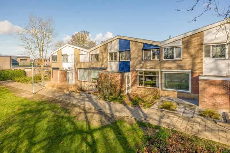 Ruime Gezinswoning Zevenbergen 4 slaapkamers Garage Aan Het Water