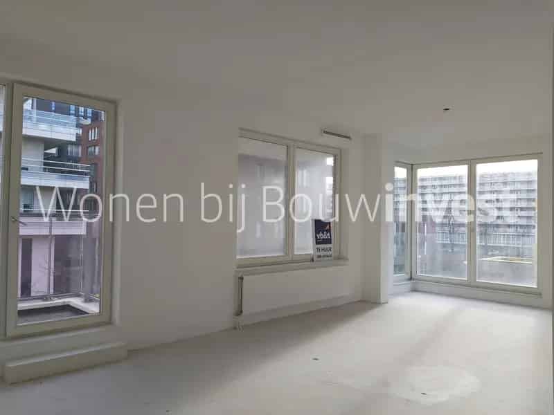 2 Kamer Appartement Zuidas 66m2 Balkon Parkeerplaats