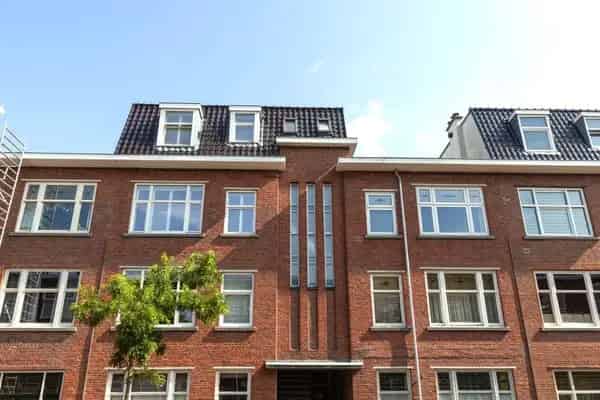 Gemeubileerd Dubbel Bovenhuis Bezuidenhout 3 Slaapkamers Dakterras