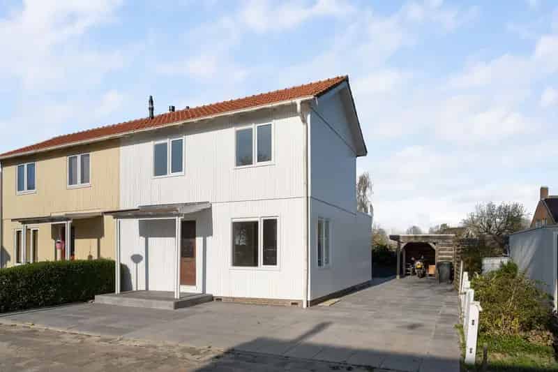 Scandinavische woning te koop gerenoveerd 3 slaapkamers