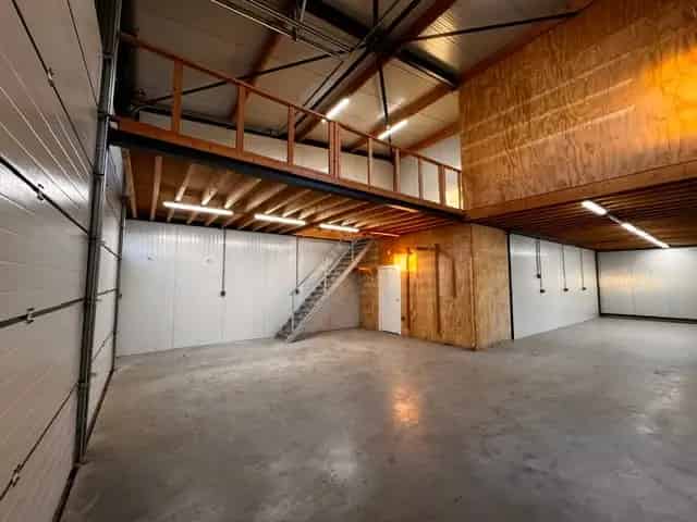 Bedrijfshal Zuidbroek 210m2 te huur A7