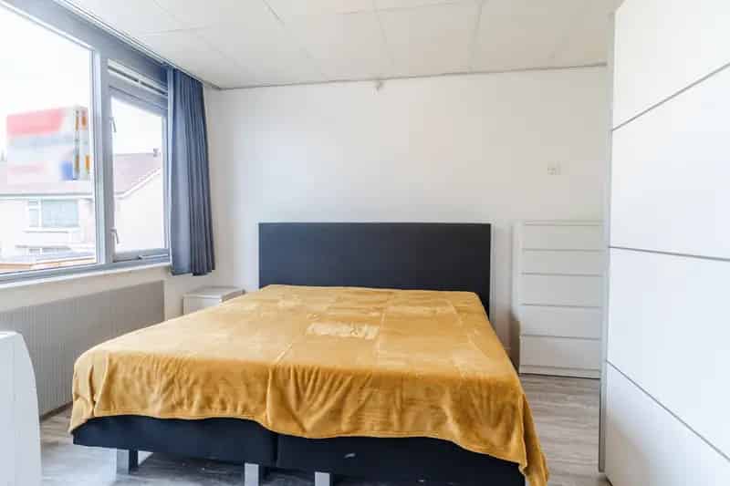 Tussenwoning Tilburg Stokhasselt 4 slaapkamers diepe tuin
