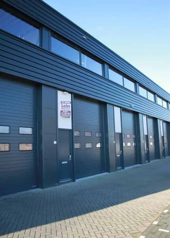 Bedrijfshal te Huur Zuidland 113m² Kantoor Tussenverdieping