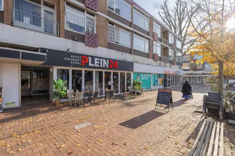 Winkelruimte Leiden Luifelbaan 60m²