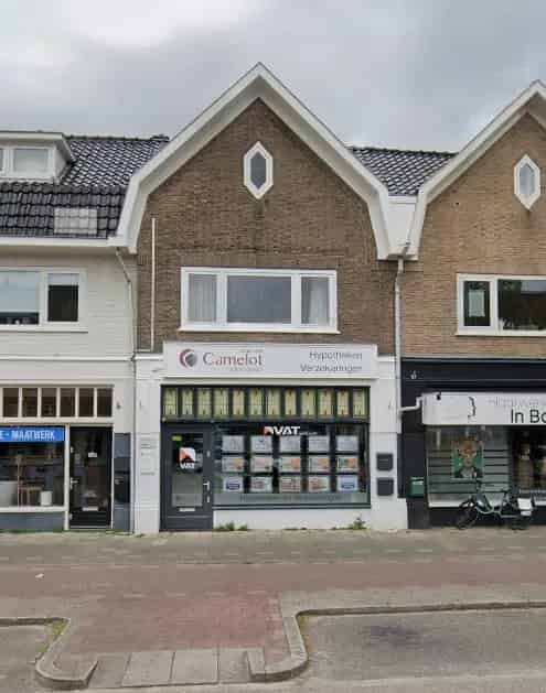 Winkel te Huur Bussum Huizerweg 125m2