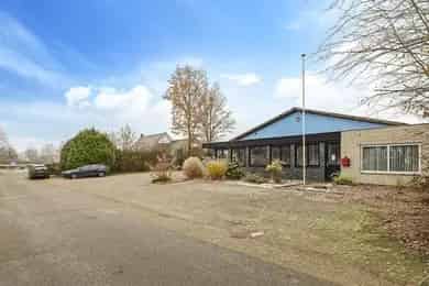 Bedrijfsruimte te Huur Halle 125-535 m2