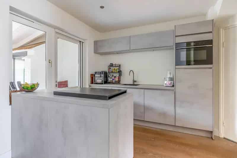 Tegelen Instapklare Tussenwoning 3 slaapkamers moderne badkamer