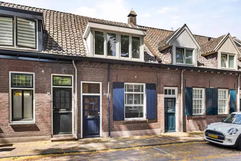 Huis te koop Oisterwijk 3 slaapkamers moderne keuken tuin