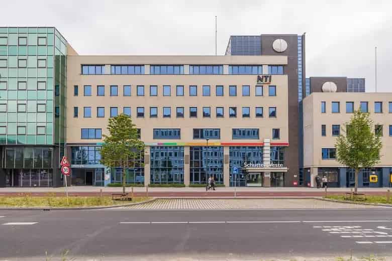 175 - 2.372 m2 kantoorruimte te huur in Leiden