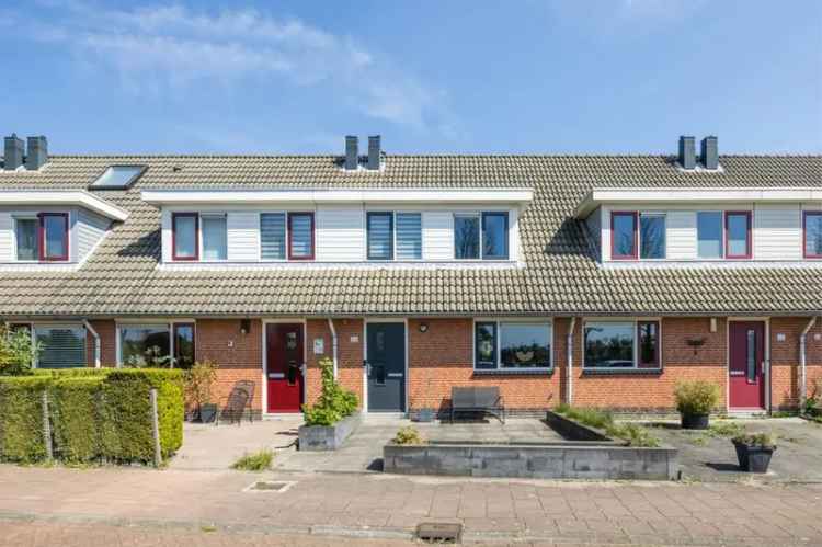 Gezinshuis Barendrecht 4 slaapkamers moderne keuken badkamer