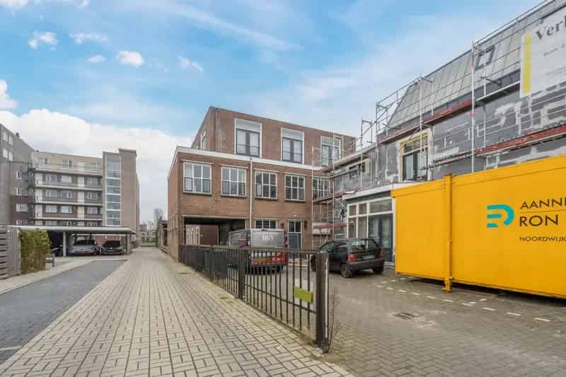 Ruim Appartement Leiden 5 Kamers Hoge Plafonds
