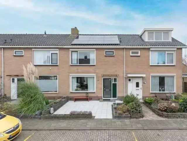 Energiezuinige Tussenwoning 3 Slaapkamers Oosthuizen