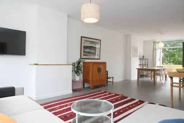 Gemeubileerde 2-kamer woning Den Haag Balkon