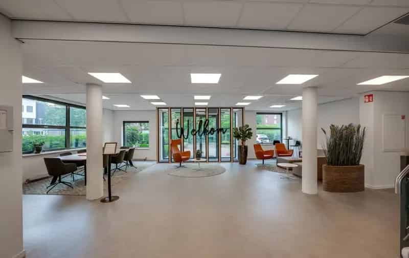 Kantoorruimte huren Breda - Modern Gebouw