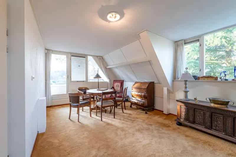 Vrijstaande villa Laren NH - Ruime gezinswoning met praktijkmogelijkheden