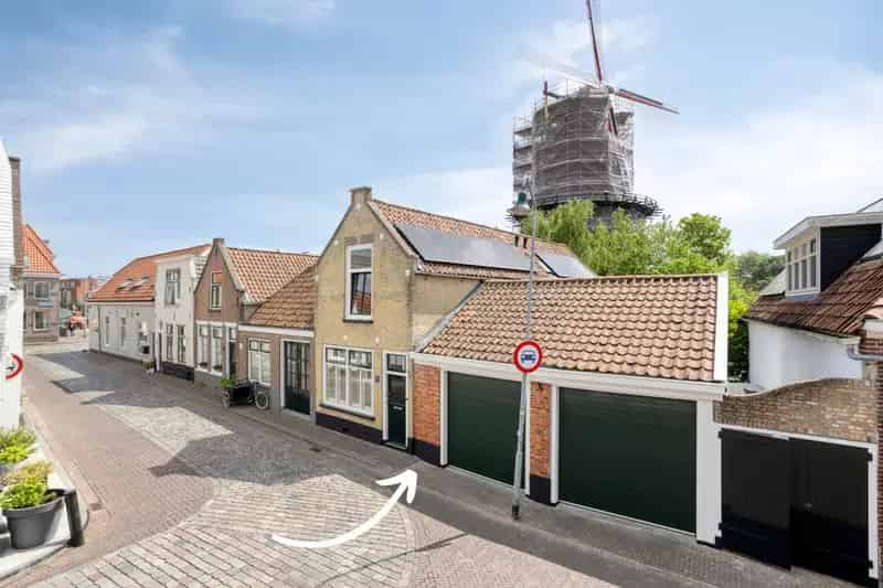 Moderne woning met dubbele garage in Zierikzee