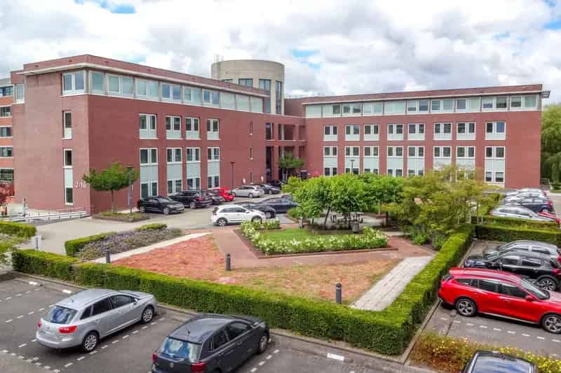 Kantoorruimte Schiphol-Rijk 800m²  Representatief gebouw Parkeergarage