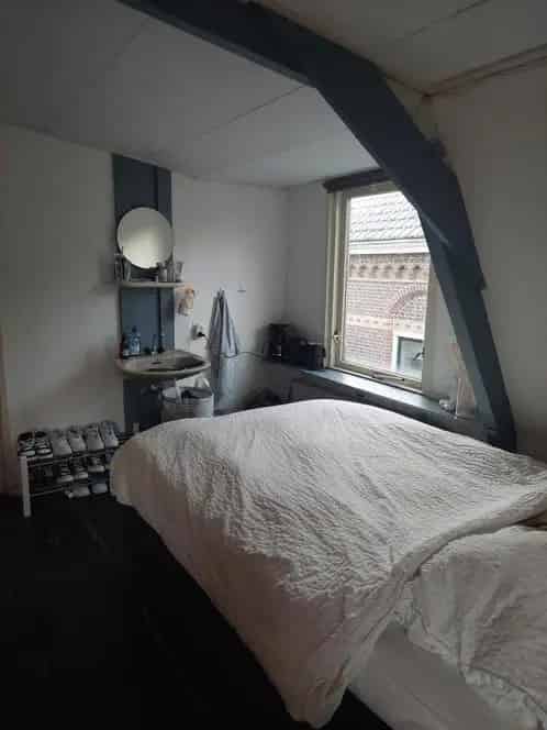 Studentenkamer Leeuwarden - Ruime kamer nabij station