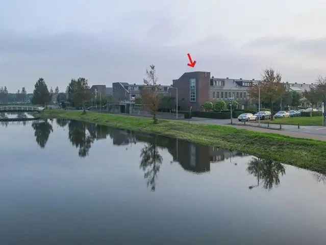 Ruime Hoekwoning 4 Slaapkamers Vrij Uitzicht Water Den Haag