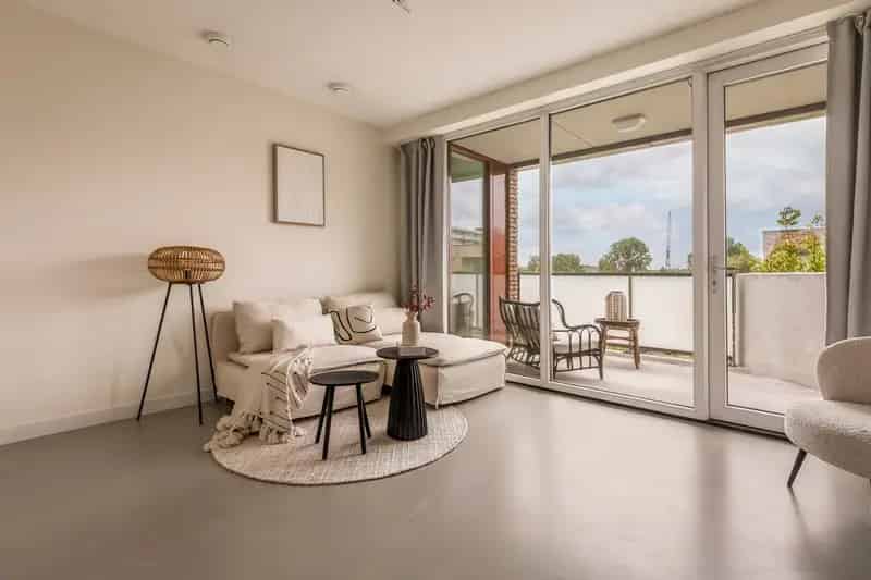 Amsterdam Jan Tooropstraat 3 kamer appartement te koop
